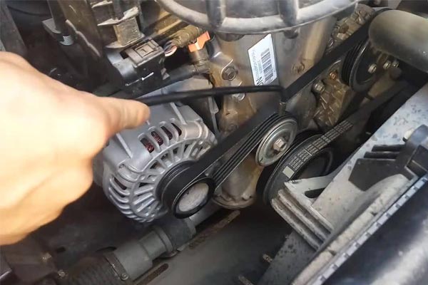 盐津转速传感器的工作原理是什么？